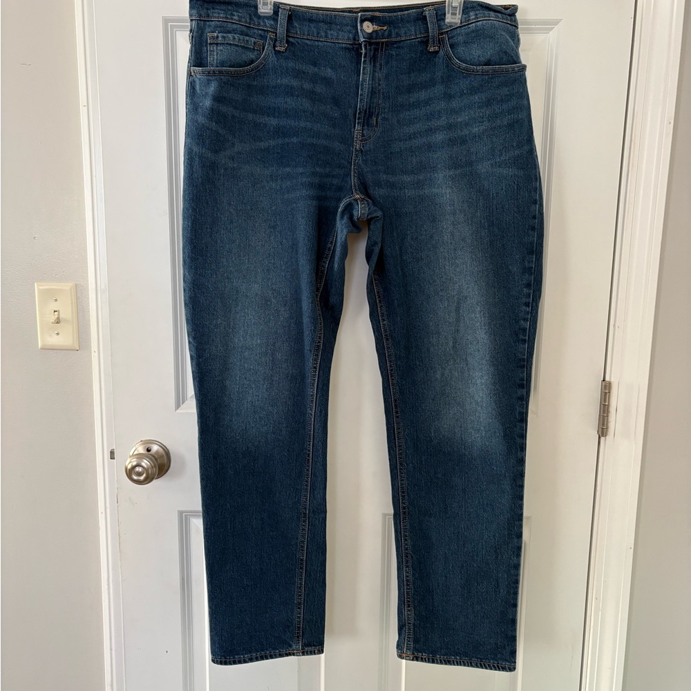 Old Navy Women's Straight Jeans in Dark Blue